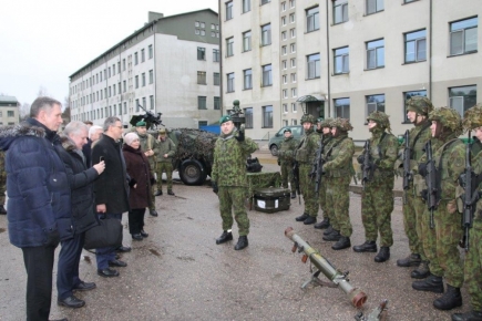 Rukloje su NATO kariais susitiko Nacionalinio saugumo ir gynybos komiteto nariai