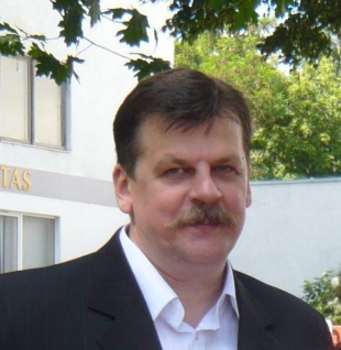 Lietuvos profesionalių poetų sąrašą papildė jonavietis M. Švėgžda