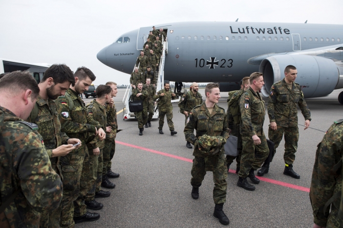 Pratyboms į Lietuvą atvyko Vokietijos rotacinių pajėgų kariai