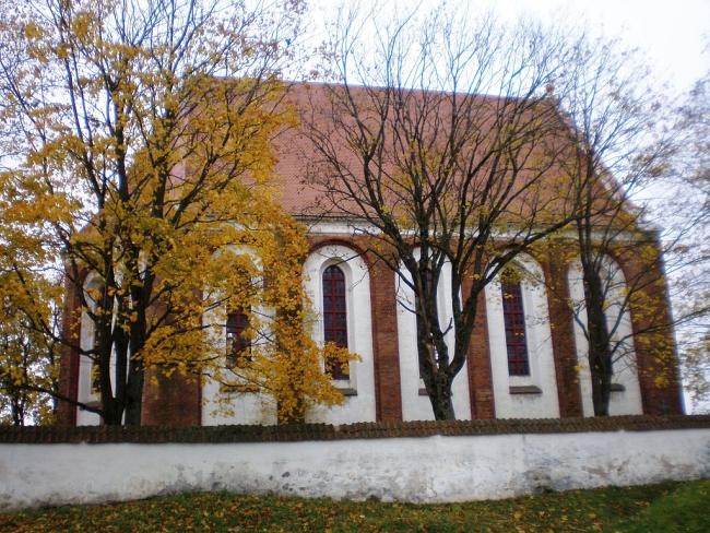 Skarulių bažnyčia.