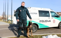 Kauno apskrityje nusikaltėlius gaudys ir narkotinių medžiagų ieškos dar vienas keturkojis pareigūnas