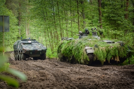 Pratybų metu Lietuvos keliais judės apie 1000 karinės technikos vienetų