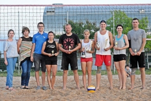 Paplūdimio tinklinio mišrių komandų grupės varžybas laimėjo čempionų pora