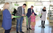 Duris atvėrė pirmoji Lietuvoje ūkininkų kooperatinė parduotuvė
