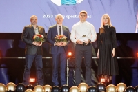 Metų sportininkas – Antanas Klibavičius (kyokushin-karate, antras iš dešinės).